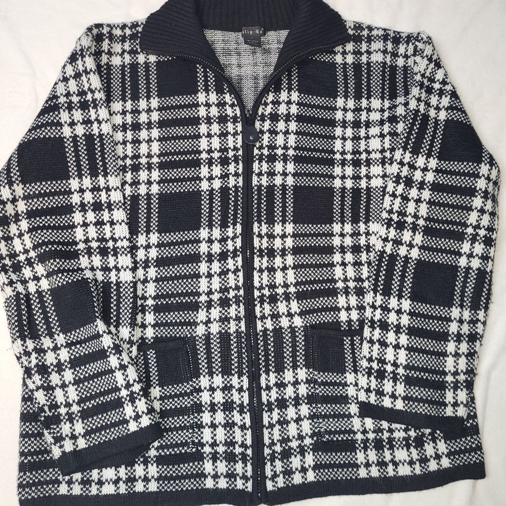 Tally Ho Plaid Mock Neck Zip-Up Sweater Black‎ White Pockets